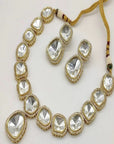 Suhana Necklace and Earrings Set