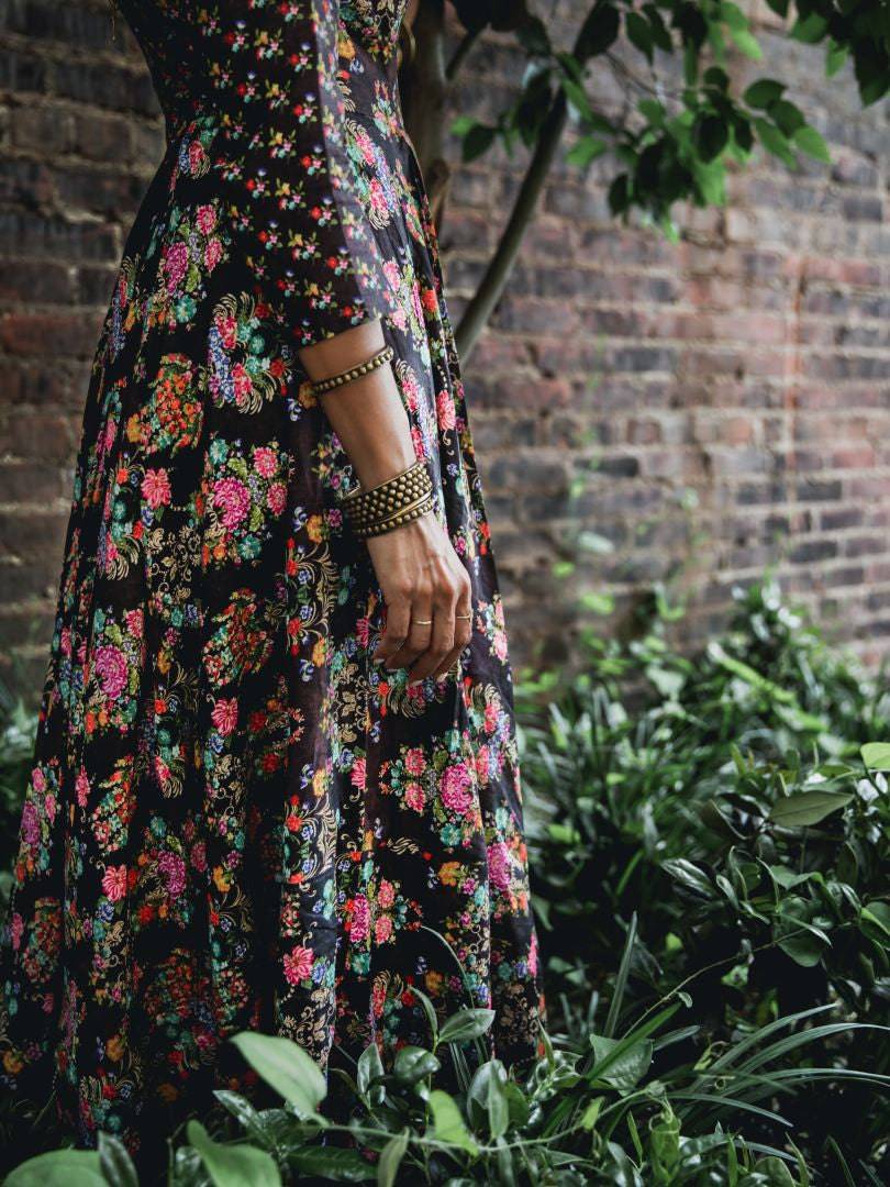 Frida Floral Print Dress with Side Pockets - WaliaJones