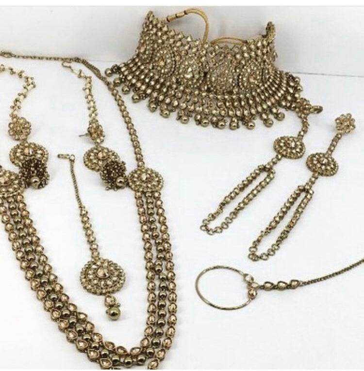 Laaza Antique Gold Bridal Jewellery Set - WaliaJones